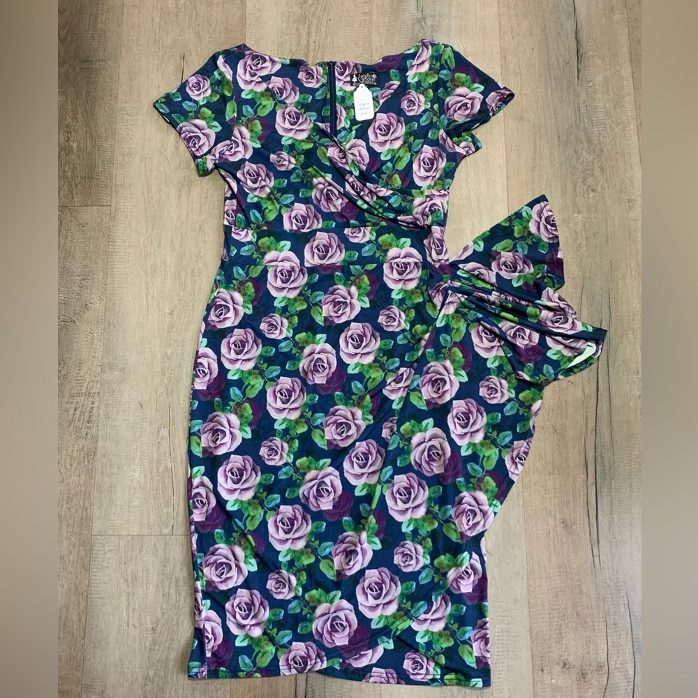 Floral wiggle Dress